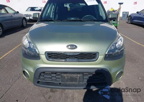 2012 Kia Soul z USA, uszkodzony, nr VIN KNDJT2A57C7354319